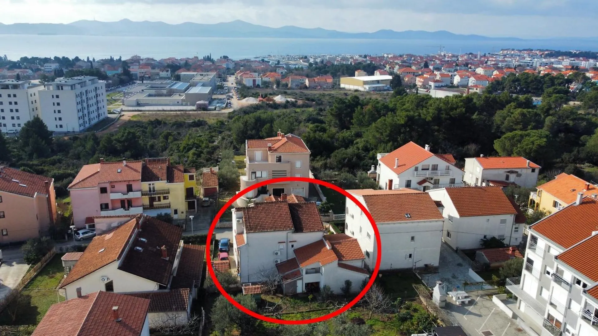 Apartments And Rooms With Parking Space Zadar - 21805