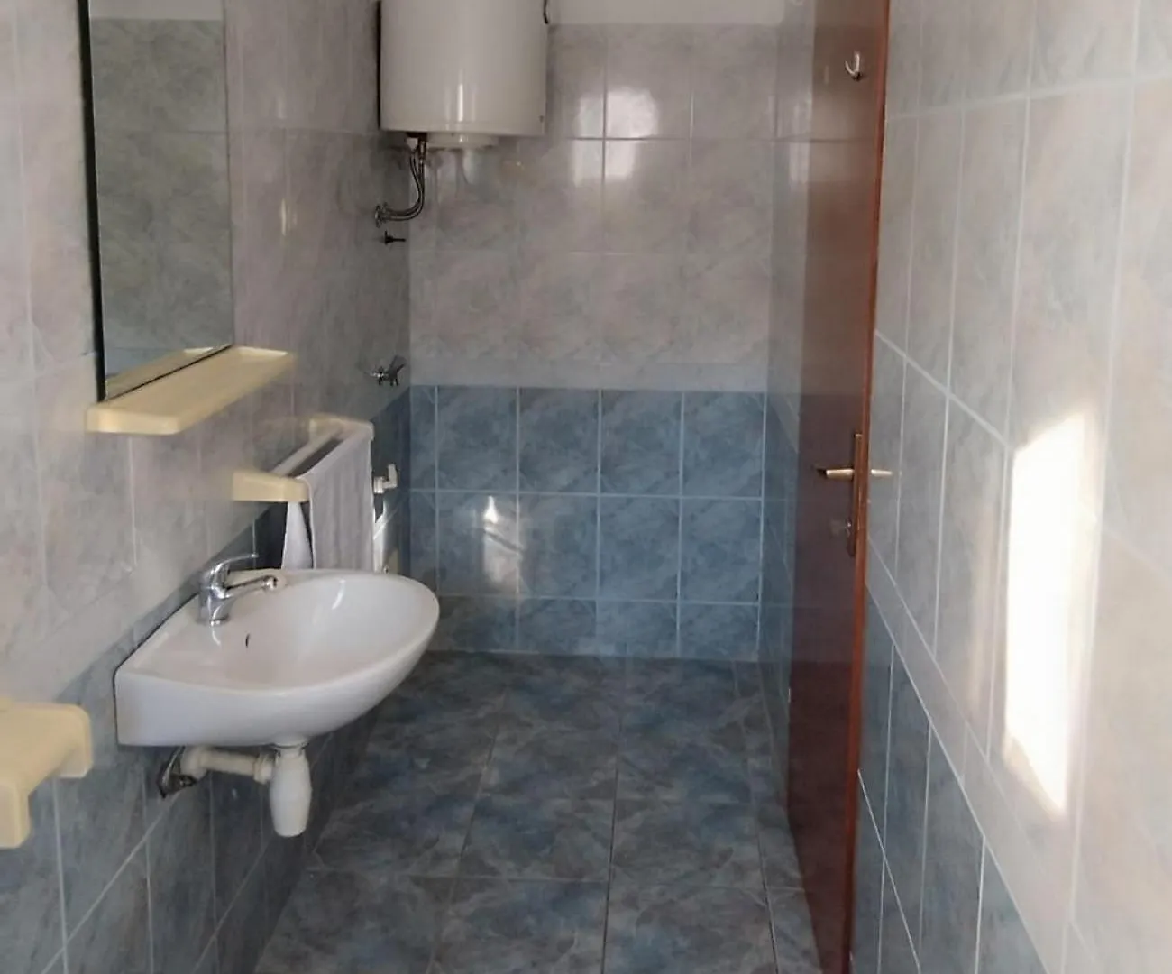 Guest house Apartments And Rooms With Parking Space Zadar - 21805 Croatia
